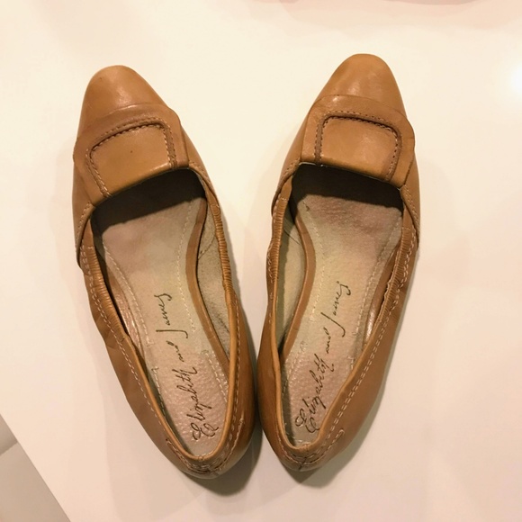 *SOLD* Elizabeth and James Leather Ballet Flats - Picture 2 of 6